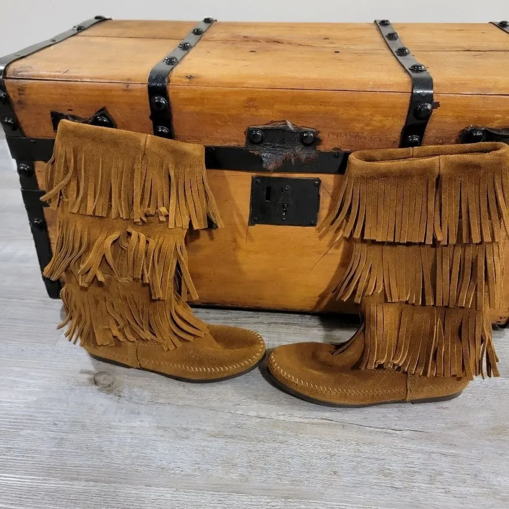 Minnetonka 1638 Calf Hi 3-Layer Fringe Brown Boots size 6